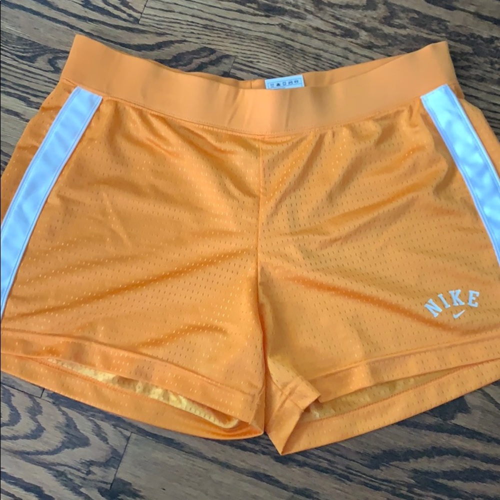 90s Nike athletic shorts orange